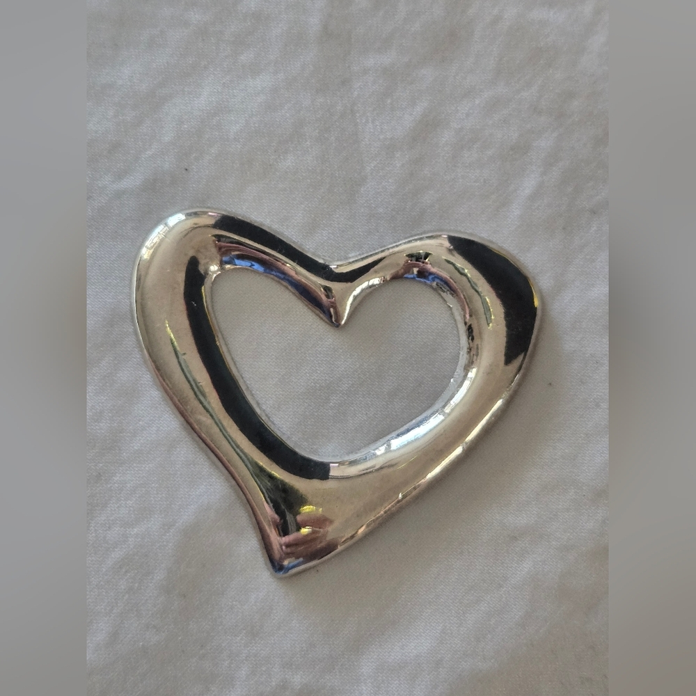 Silver Puff Heart Pendant
